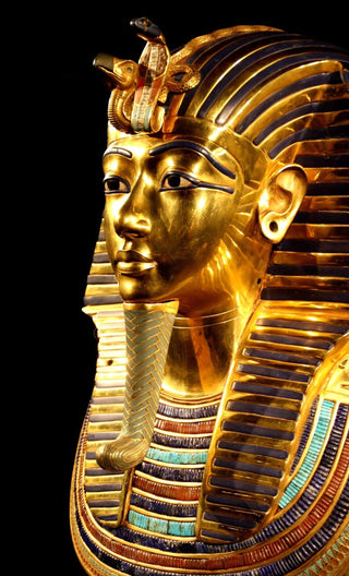 Perfume and Royalty – Scents Fit for a King or Queen